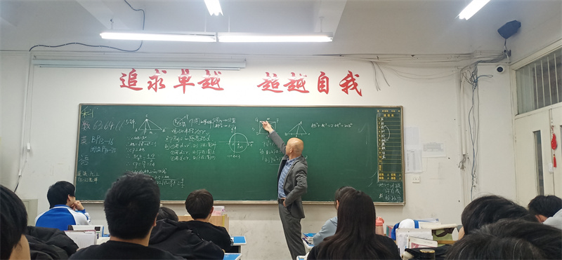 杭州之江中考复读学校
