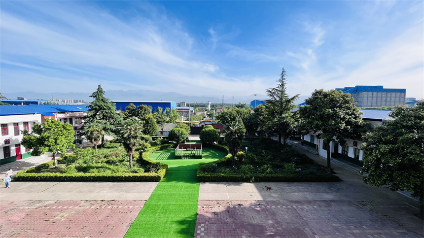 德之圃素质教育基地学校环境